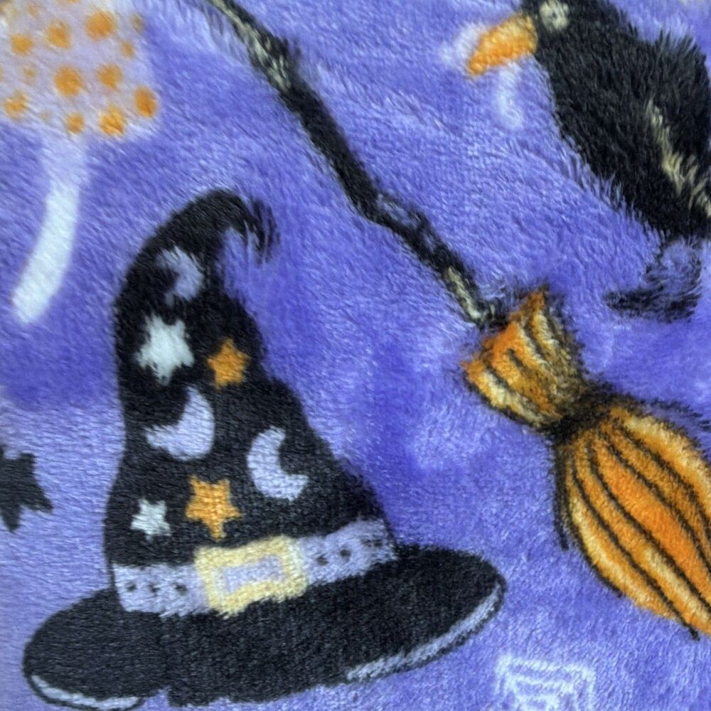 poshhome Shiny Velvet Throw Blanket 50" x 60" Halloween "Witches Spell" Purple - Picture 6 of 6